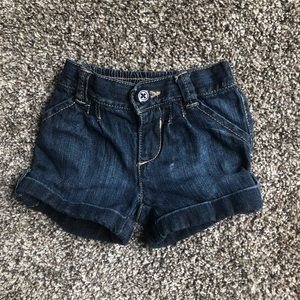 ✳️6/$20✳️ Old Navy Jean Shorts - 0-3M
